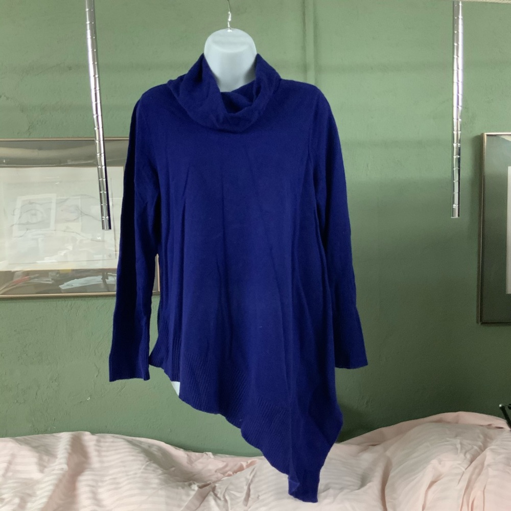 Ladies sweater